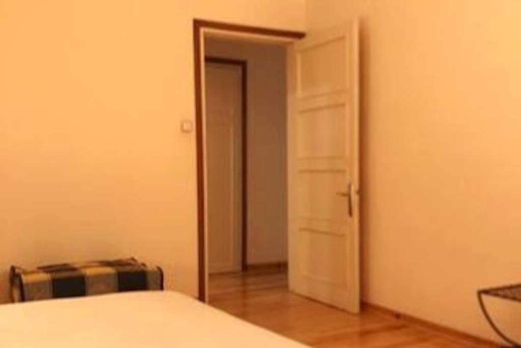 Maison Biscuit. Apartament A La Placa De La Vila กัมโปรดอน ภายนอก รูปภาพ