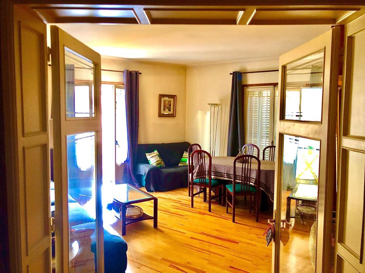 Maison Biscuit. Apartament A La Placa De La Vila กัมโปรดอน ภายนอก รูปภาพ