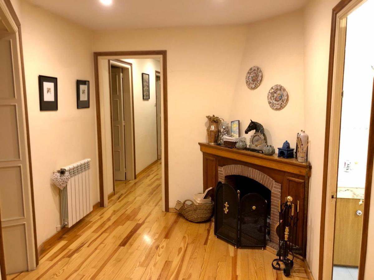 Maison Biscuit. Apartament A La Placa De La Vila กัมโปรดอน ภายนอก รูปภาพ
