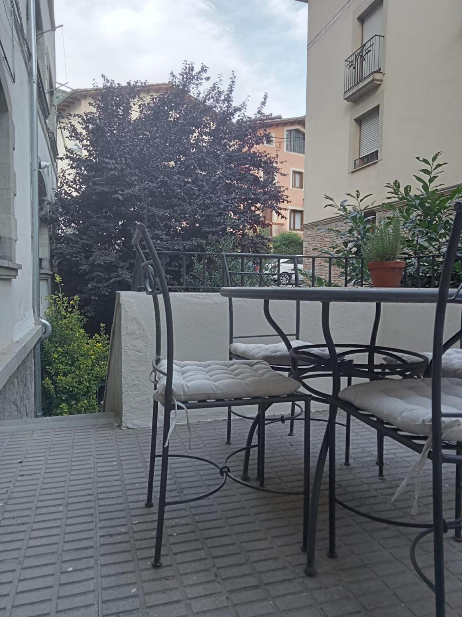 Maison Biscuit. Apartament A La Placa De La Vila กัมโปรดอน ภายนอก รูปภาพ